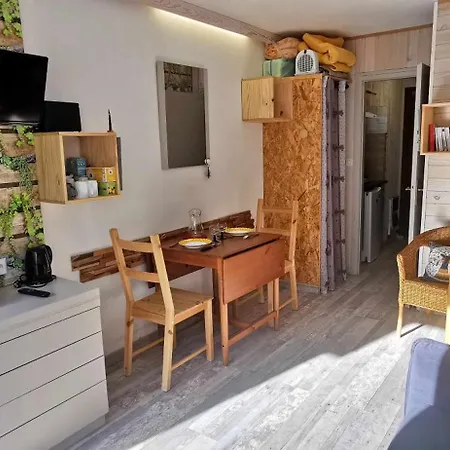 6 Galaxie A La Montagne Apartment *